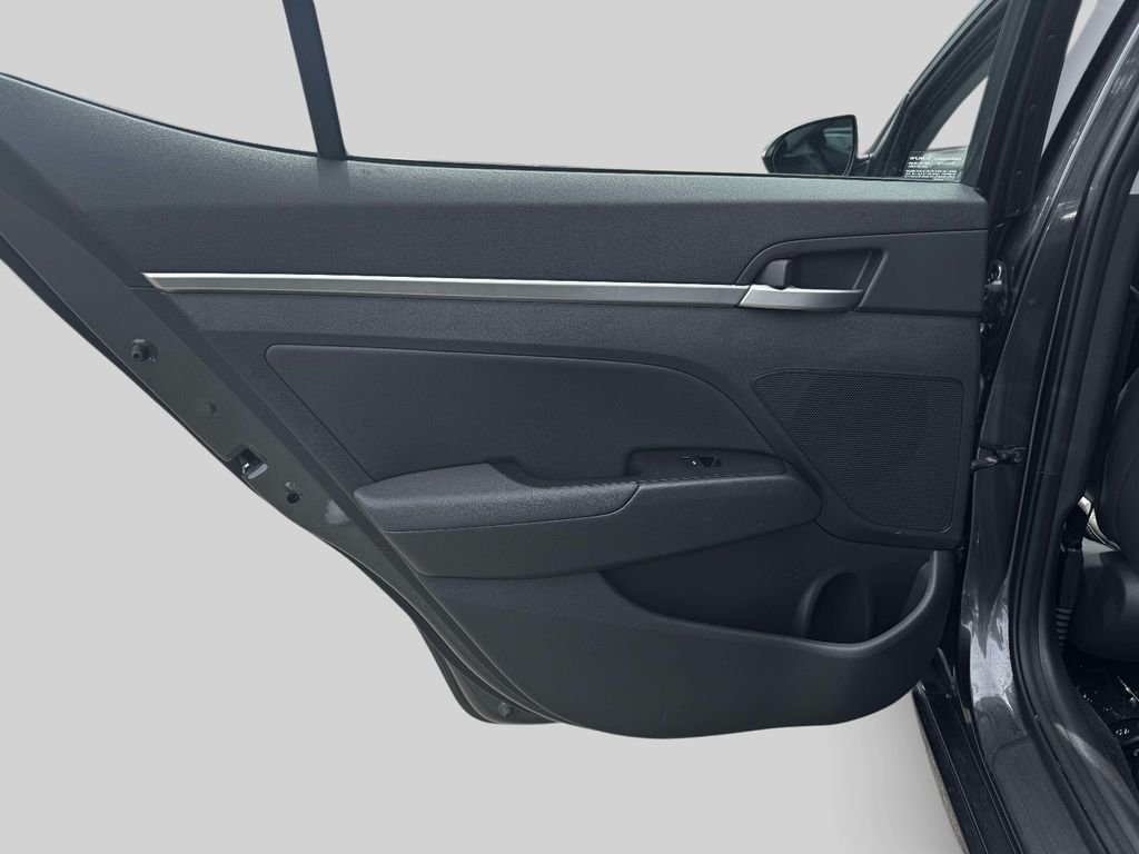 2020 Hyundai Elantra Limited - Photo 11