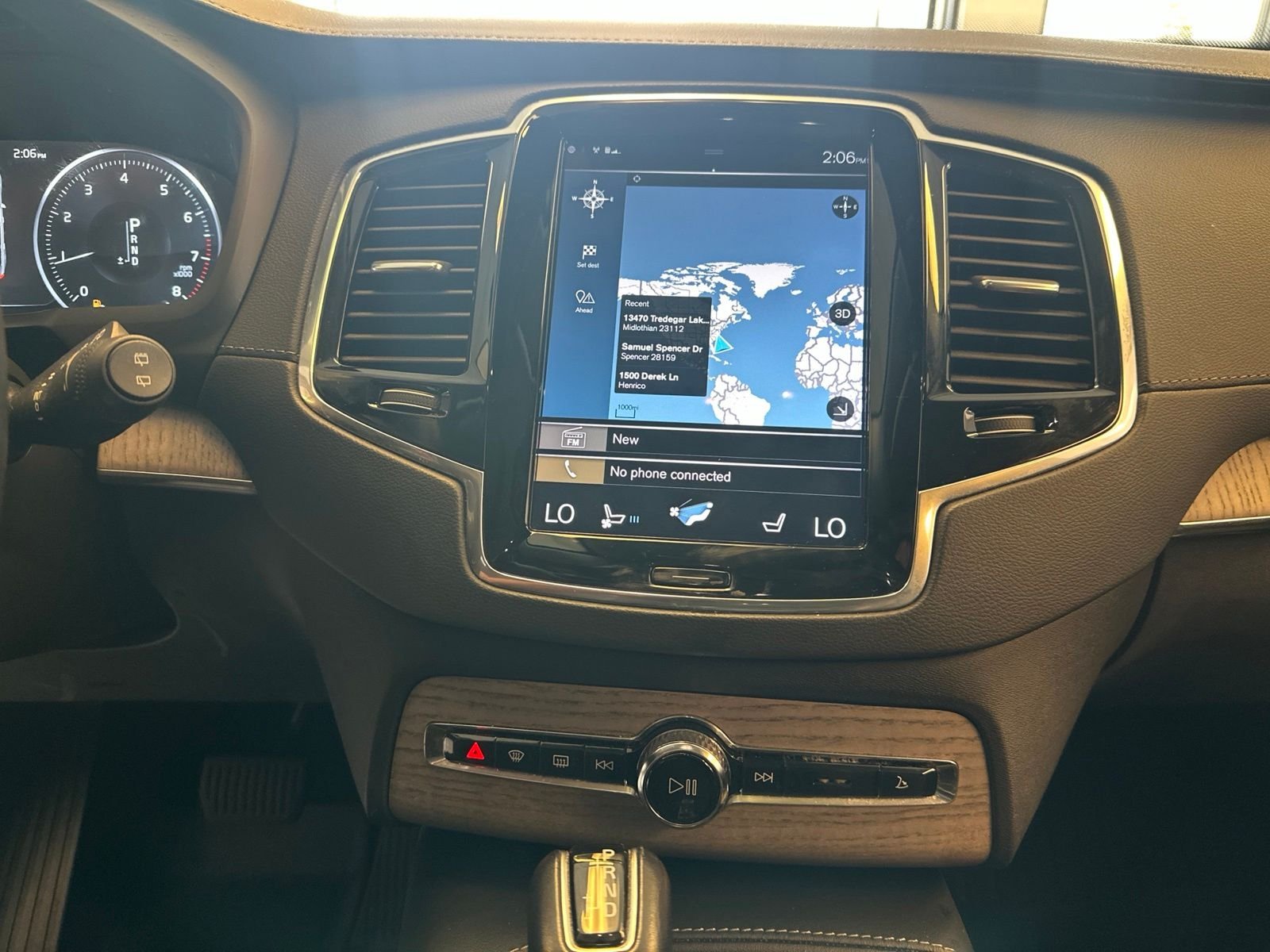 Used 2021  Volvo T6 Inscription image 5