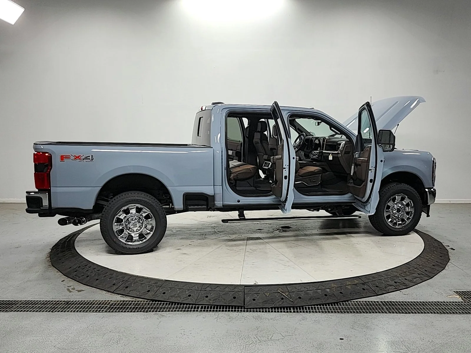 New 2026 Gray Ford King Ranch image 17
