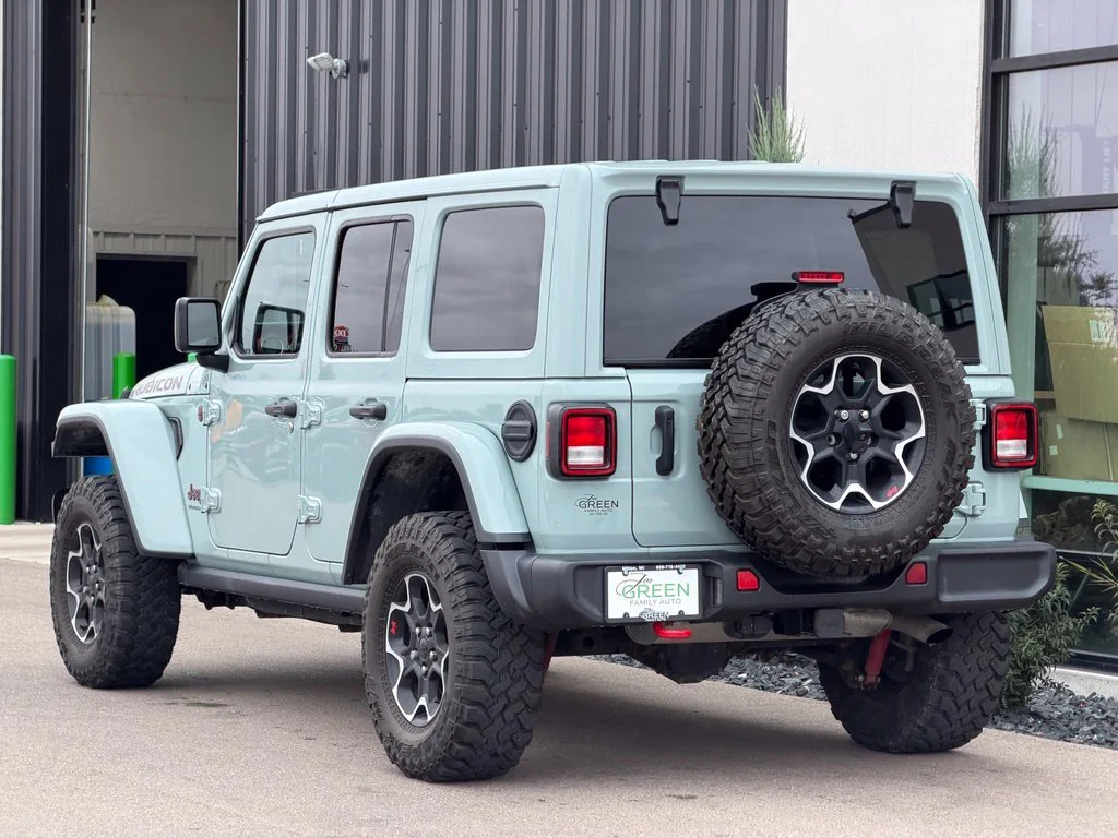 Used 2023 Gray Jeep Rubicon image 3
