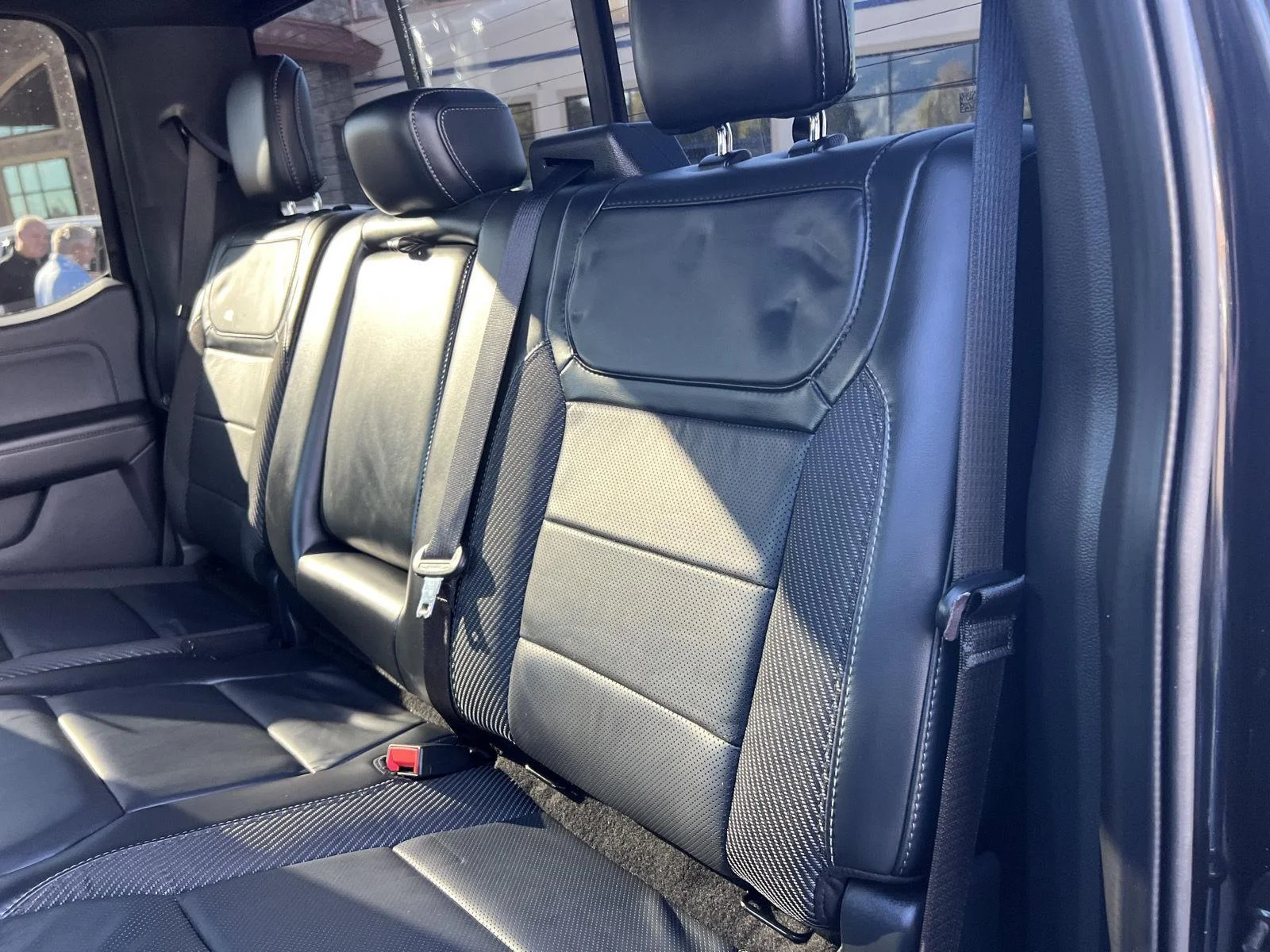 2022 Ford F-150 Raptor - Photo 18