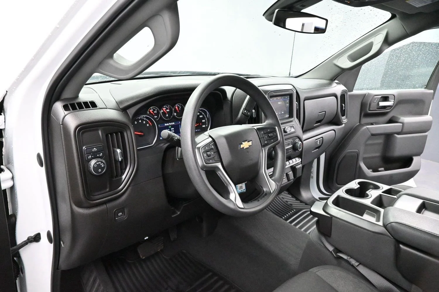 Used 2022 Summit White Chevrolet Custom image 13