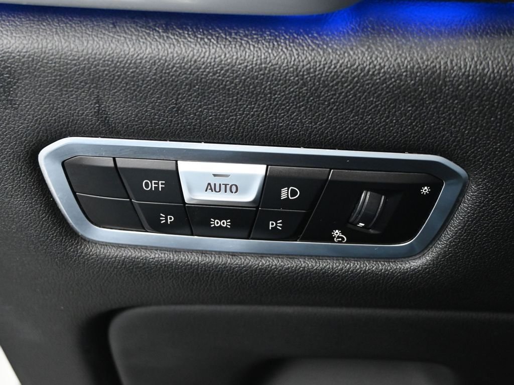 Certified Used 2023 White BMW sDrive40i image 14