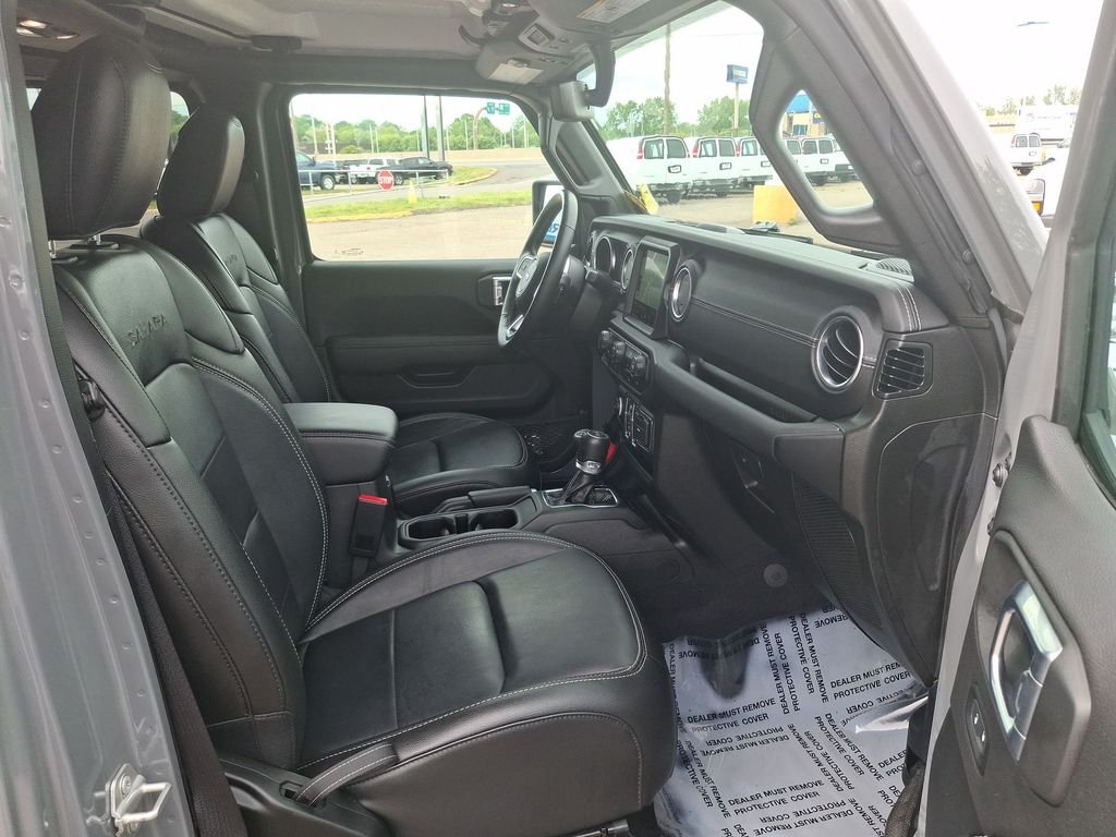 Used 2023 Gray Jeep Sahara 4xe image 25