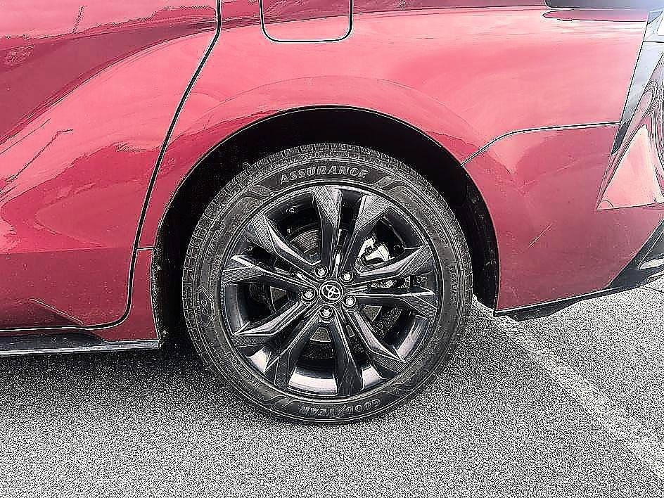 Used 2022 Ruby Flare Pearl Toyota XSE image 10