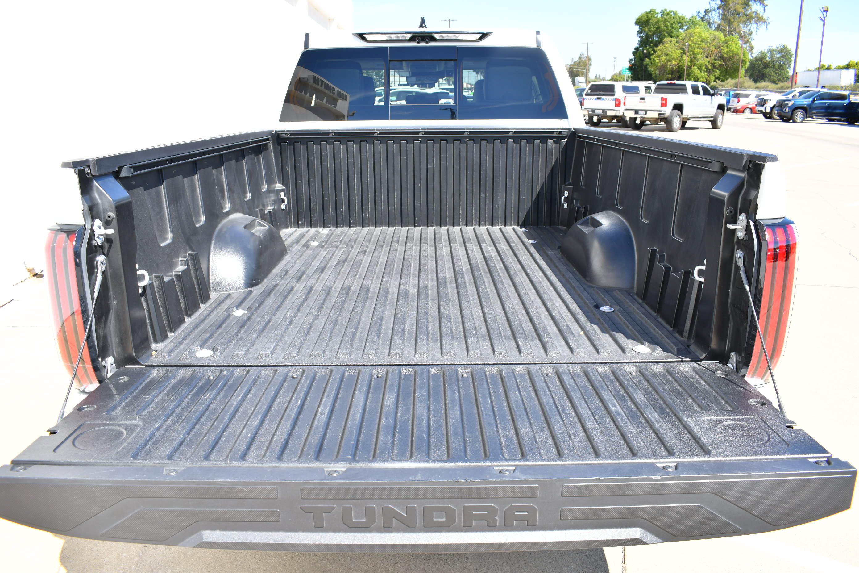 Used 2023  Toyota Limited image 10
