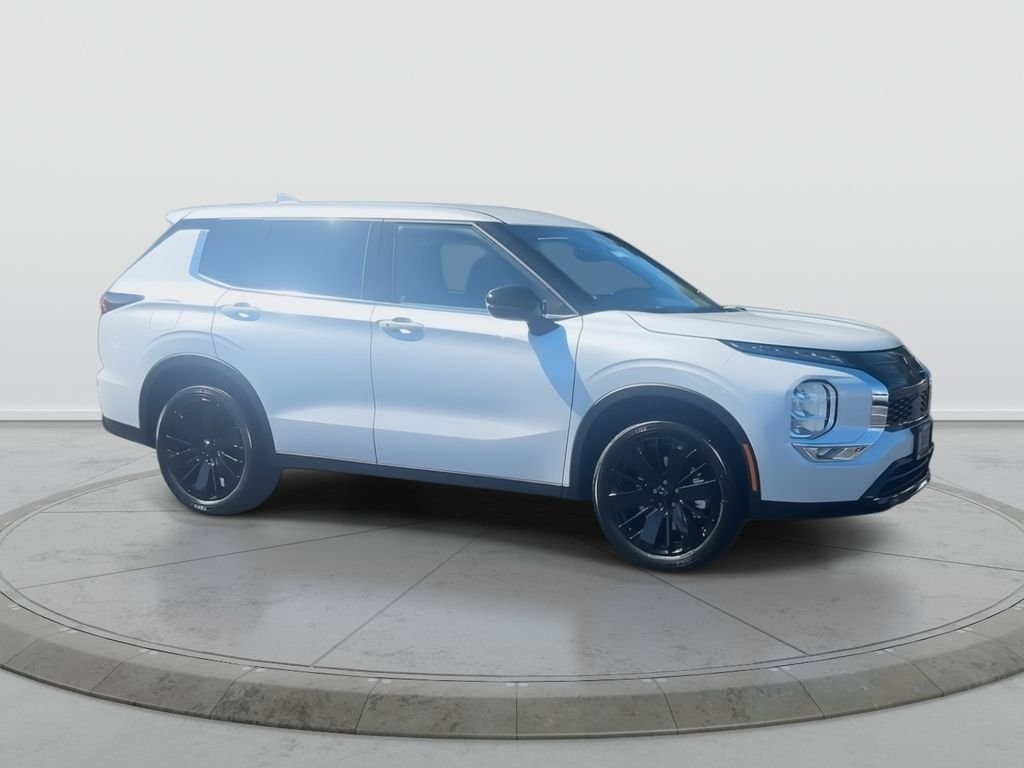 New 2026 WHT DIAMOND Mitsubishi LE image 8