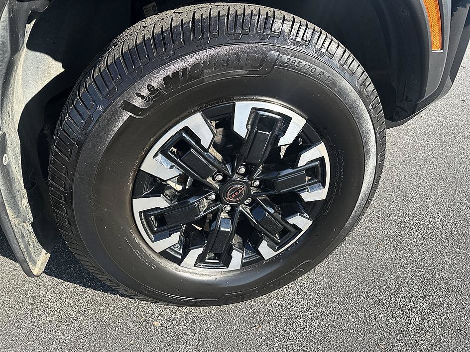 Certified Used 2022 Super Black Nissan PRO-4X image 12