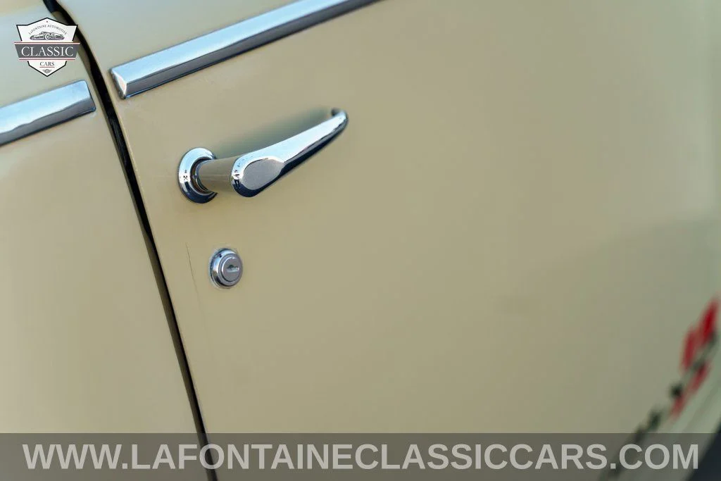 Used 1958 White Volvo  image 23