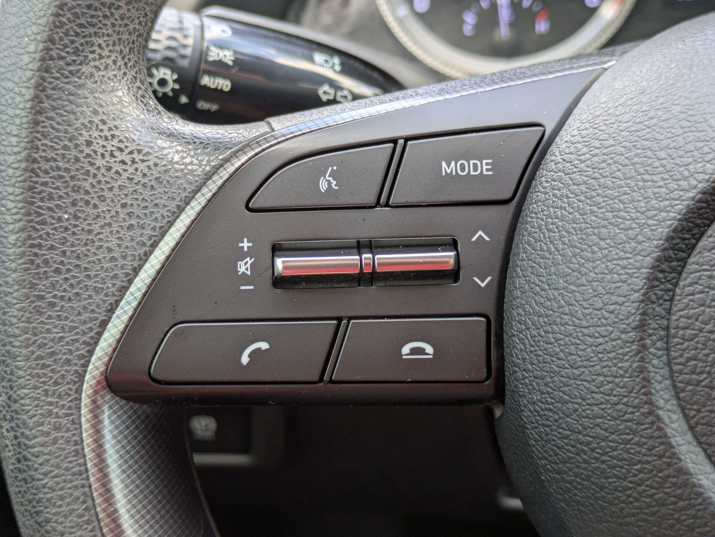 Used 2020 Calypso Red Hyundai SE image 21