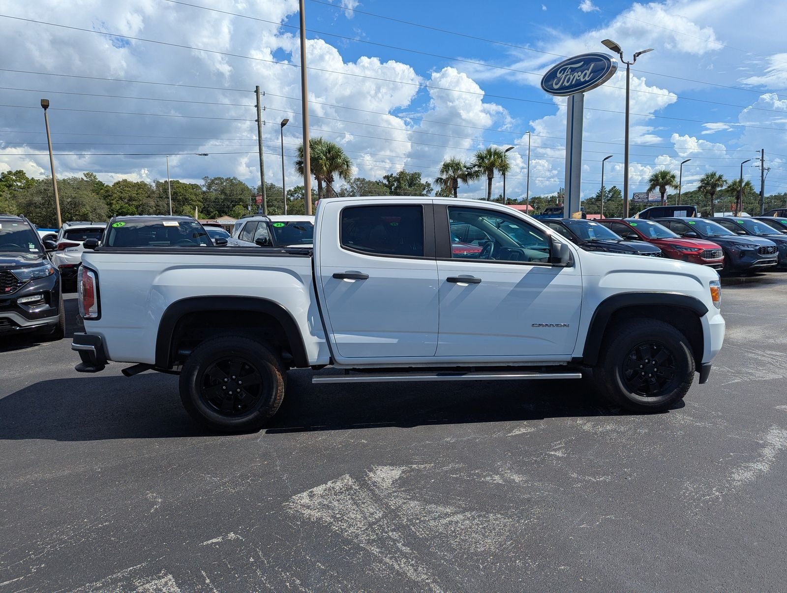Used 2020 Summit White GMC Base image 10