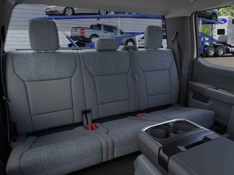 New 2026 Oxford White Ford XLT image 11