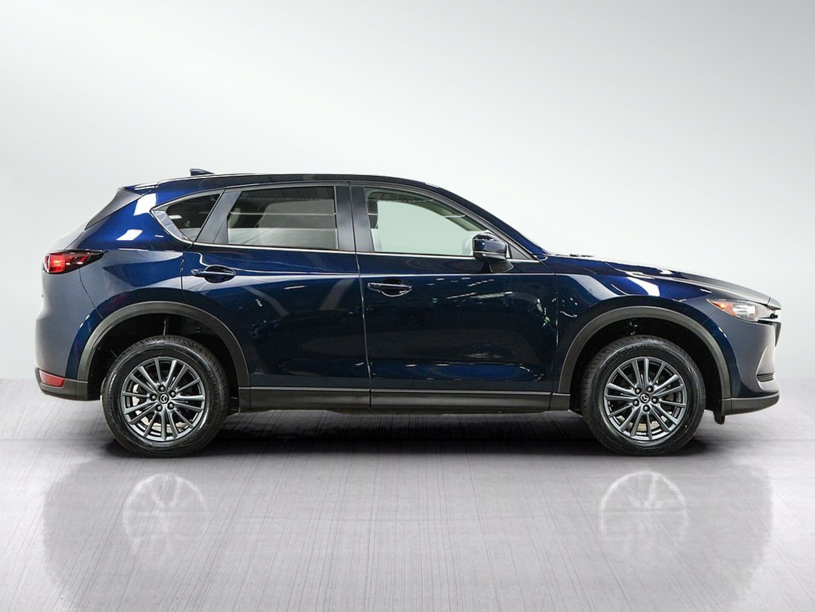 Used 2021 Deep Crystal Blue Mica Mazda Touring AWD image 6