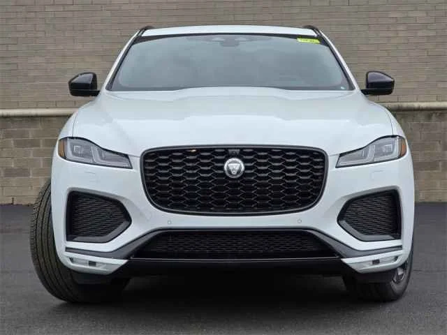 2026 Jaguar F-Pace R-Dynamic S - Photo 31