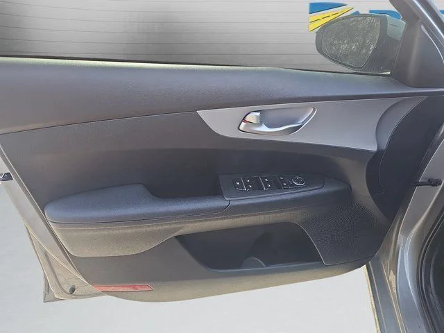 Used 2023 Gray Kia LXS image 11