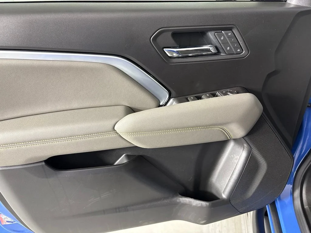 New 2026 Reef Blue Metallic Chevrolet ZR2 image 17