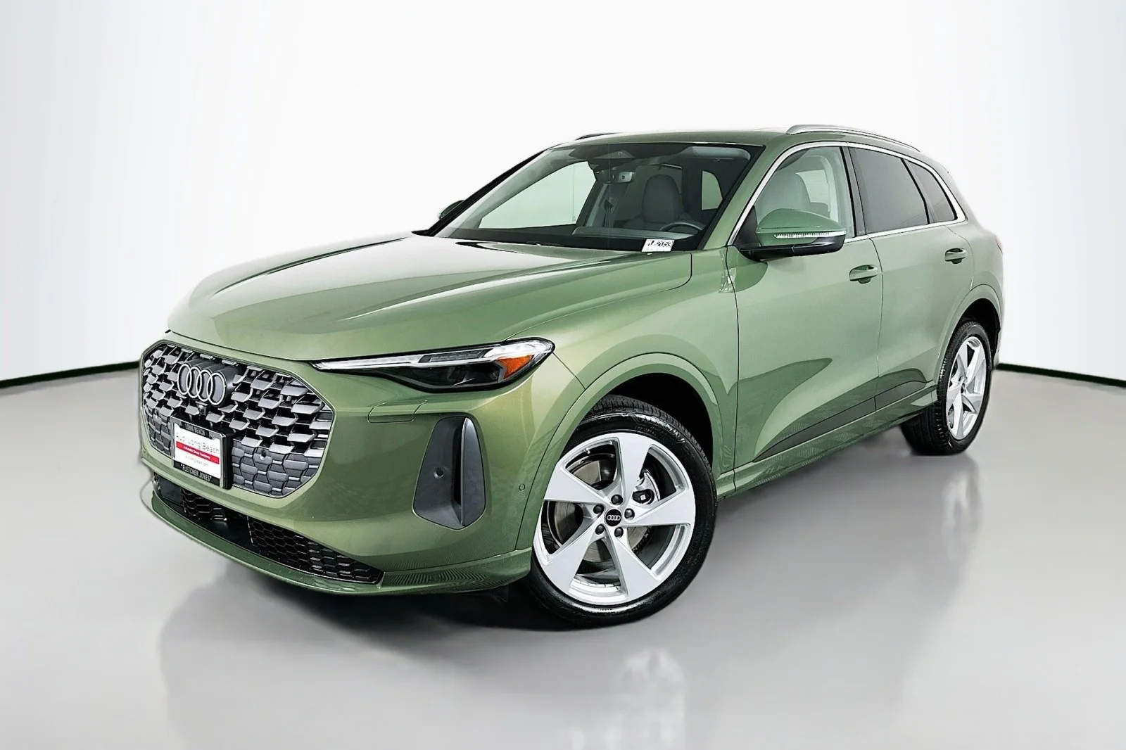 2025 Audi Q5 40 Premium Plus's photo