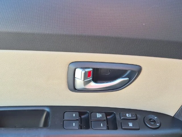 Used 2012 Green Kia Exclaim image 13