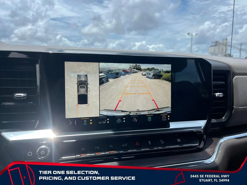 Used 2023 Pacific Blue Metallic GMC SLT image 31