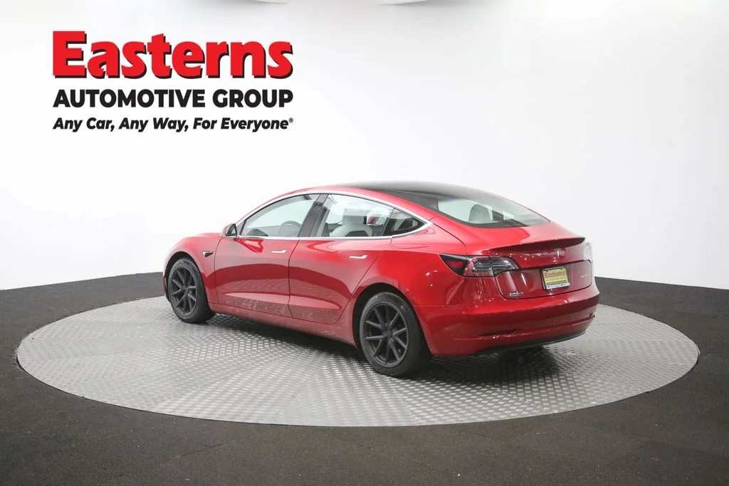 Used 2018 Red Tesla Long Range image 61