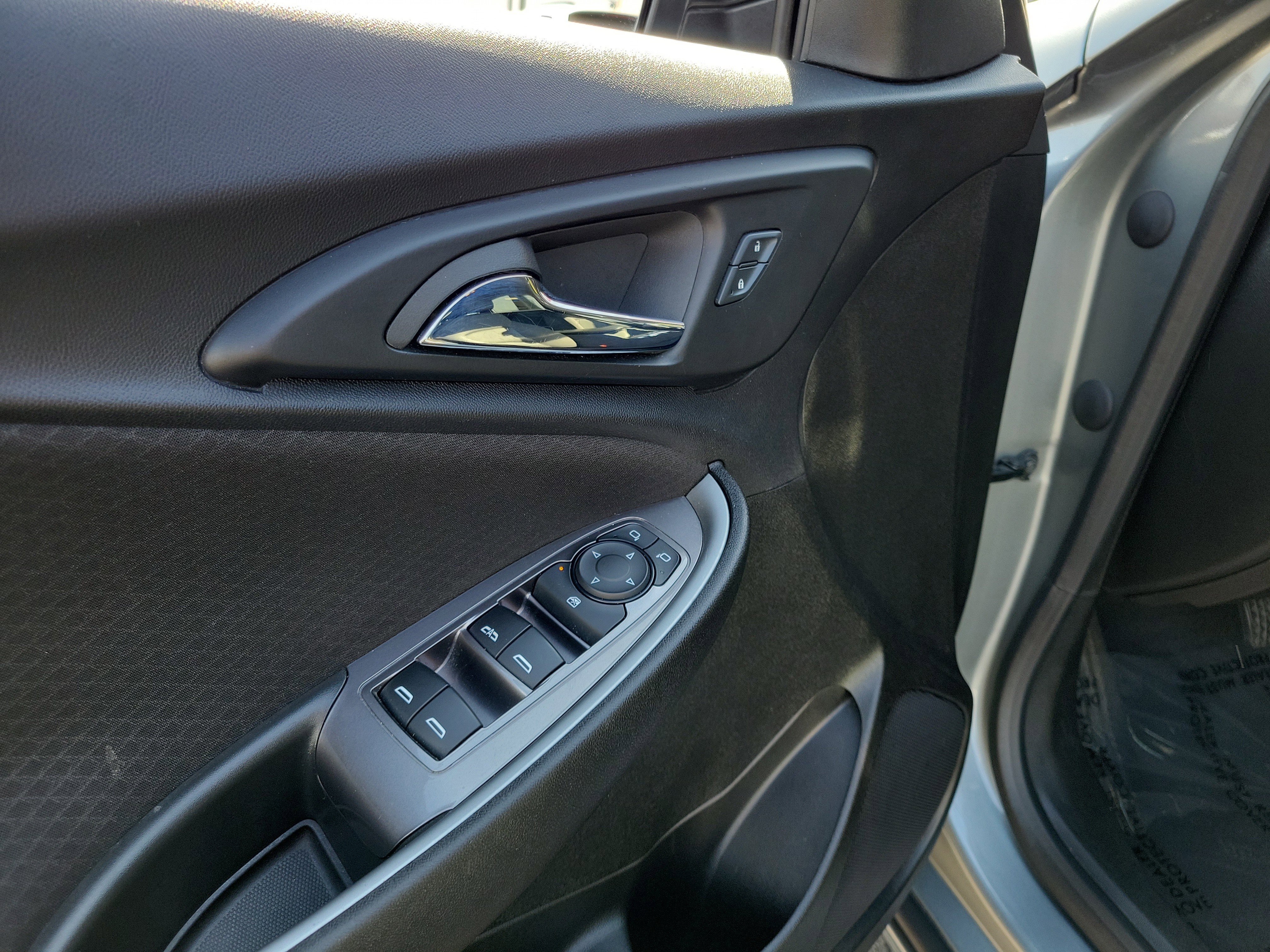 Used 2024 Sterling Gray Metallic Chevrolet LT image 18