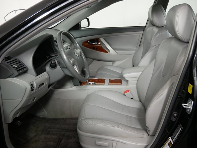 Used 2011 Black Toyota XLE w/ Extra Value Pkg image 9