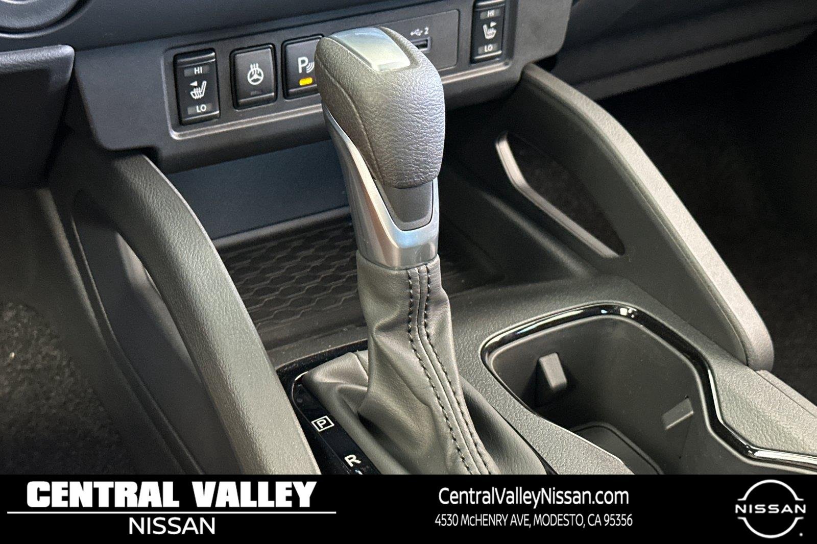 New 2026 Glacier White Nissan SV image 20
