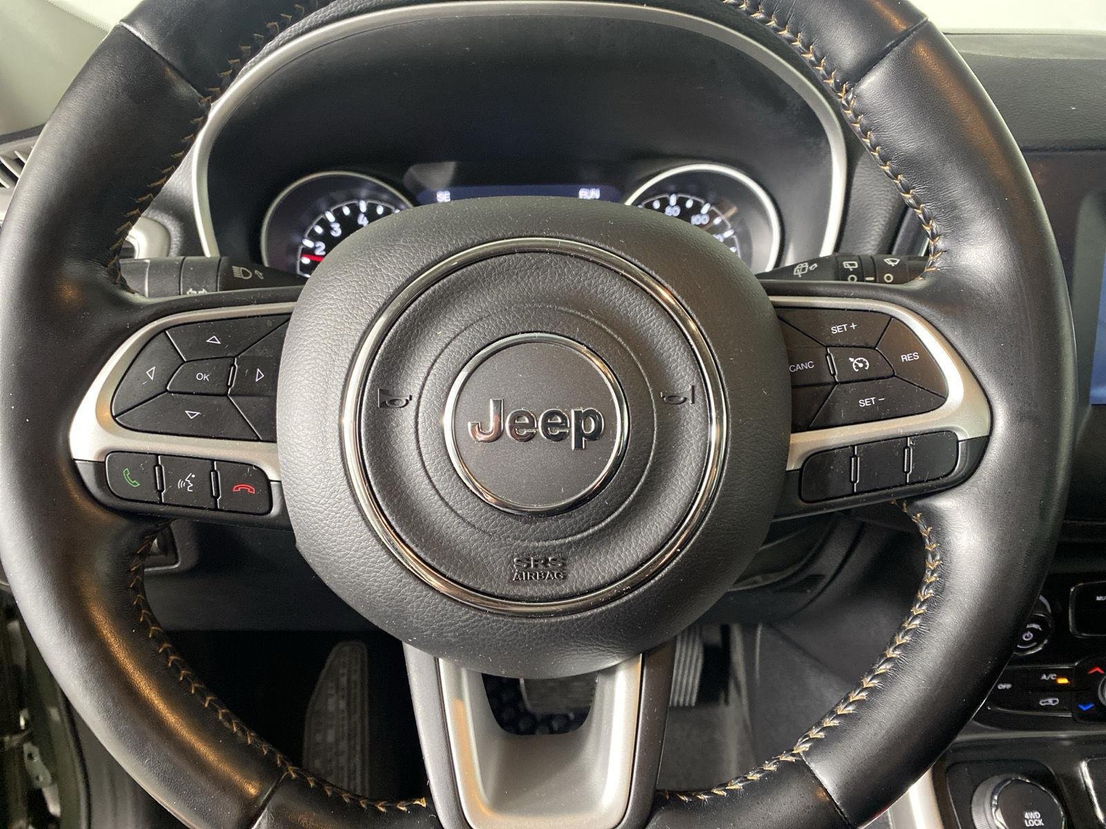 Used 2021 Olive Green Pearlcoat Jeep Latitude image 23