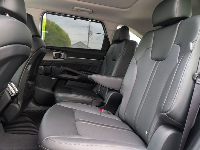 New 2026 Wolf Gray Kia X-Line SX AWD image 21