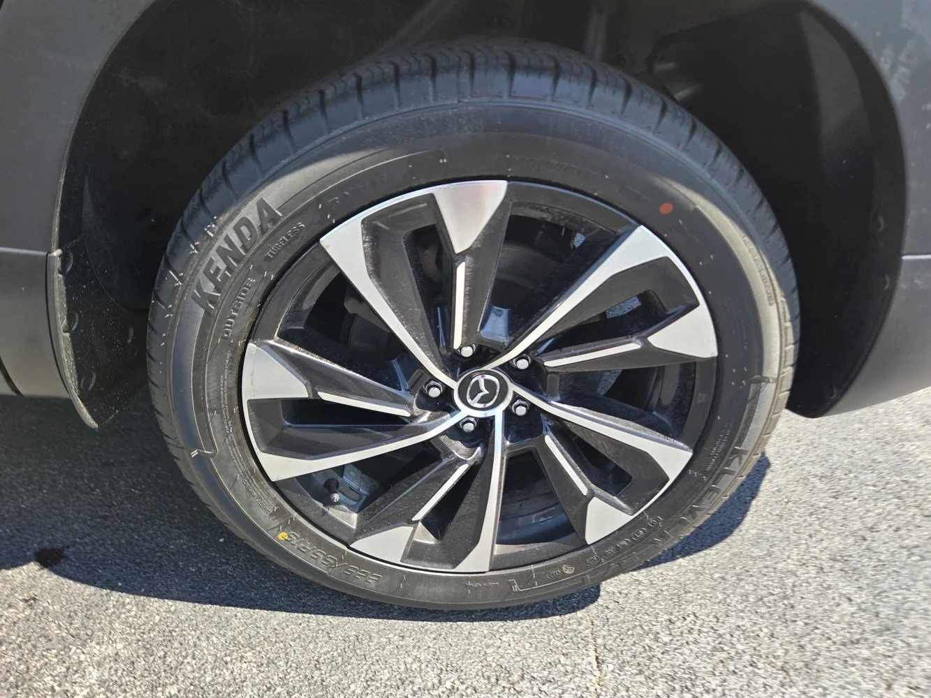 Used 2025 Wind Chill Pearl Mazda Premium Plus Package image 47