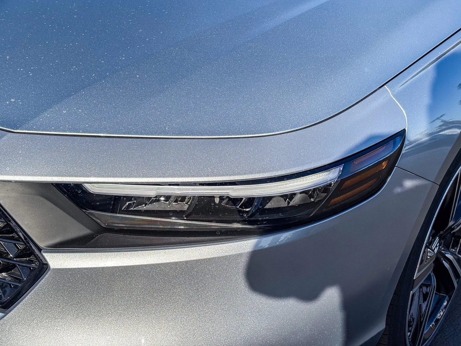 New 2026 Solar Silver Metallic Honda SE image 8