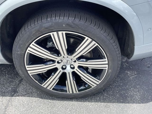 Certified Used 2025 Gray Volvo T8 Plus image 9
