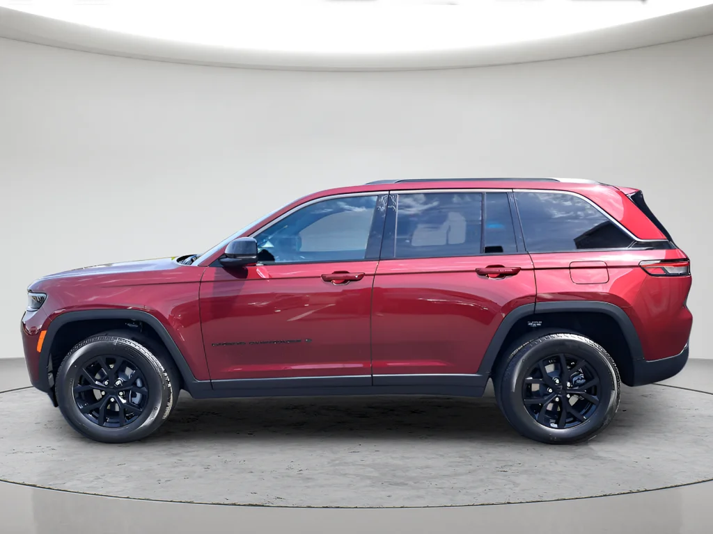 New 2026 Velvet Red Pearl-Coat Exterior Paint Jeep Laredo Altitude image 6