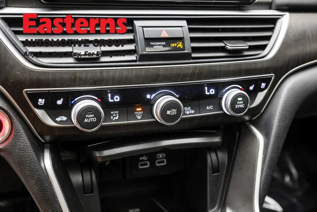 Used 2021 Black Honda Touring 2.0T image 19