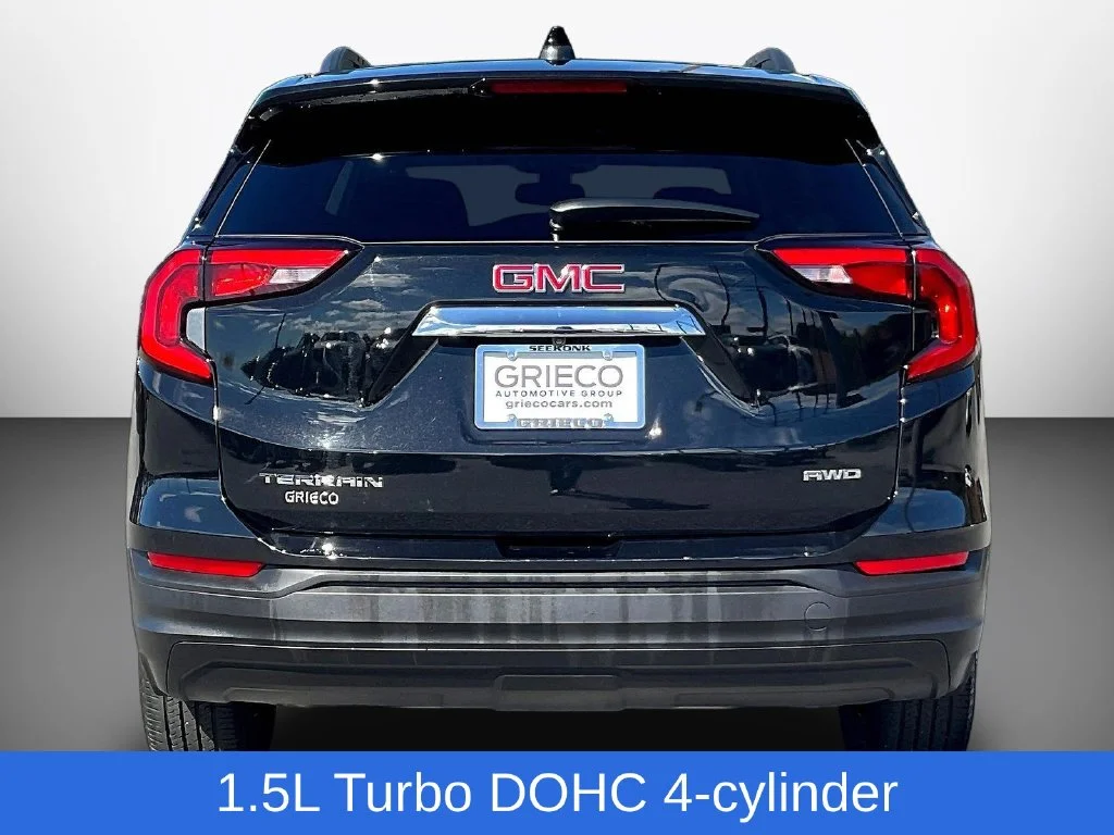 Used 2020 Ebony Twilight Metallic GMC SLE image 6