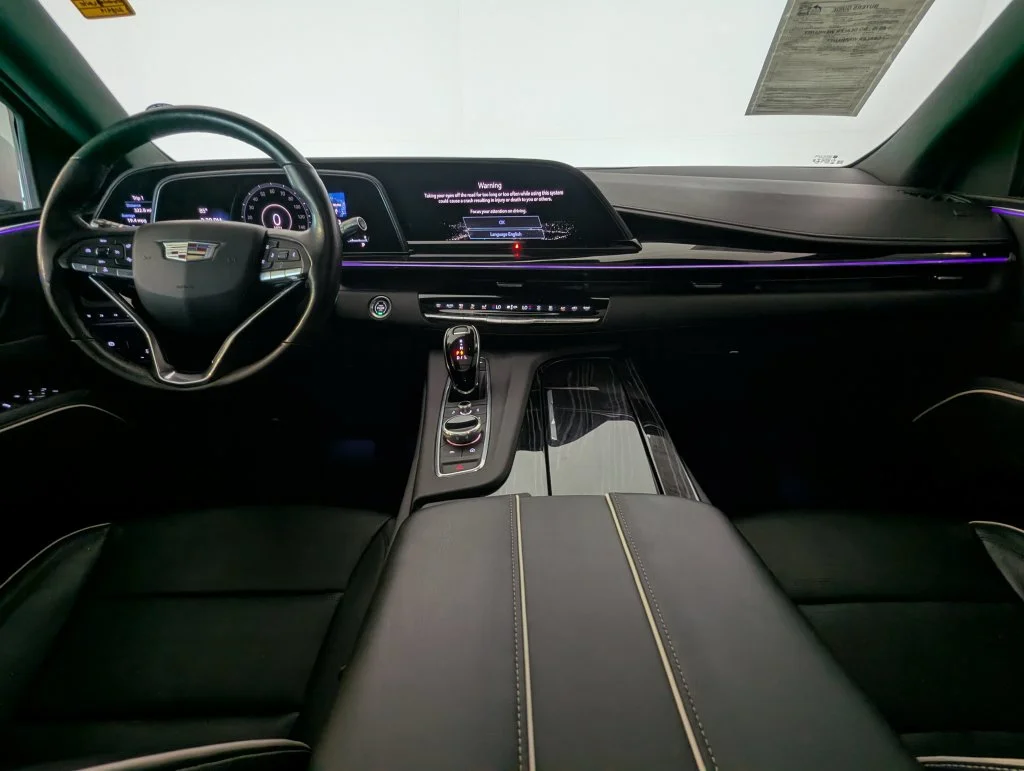 Used 2021 White Cadillac Sport image 5