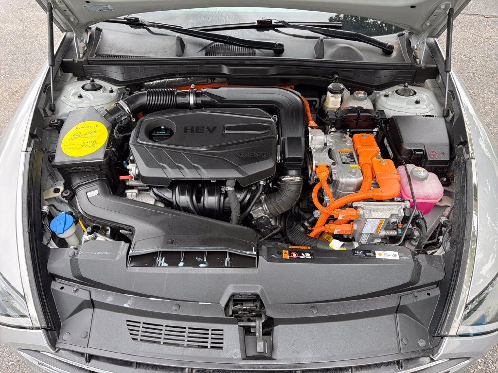 Used 2023 Silver Hyundai SEL image 38
