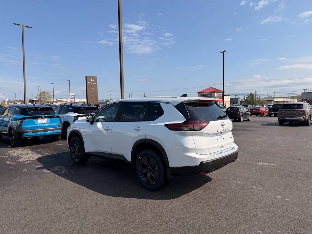New 2026 Everest White Pearl TriCoat Nissan SV image 4