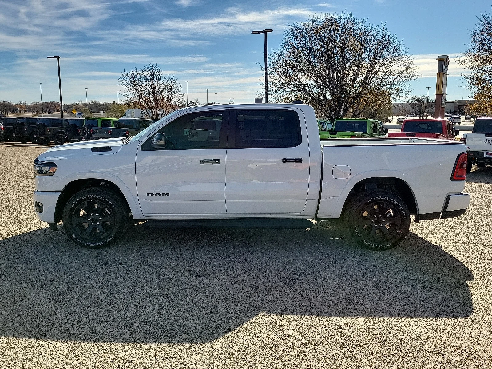 New 2026 PW7 Bright Whit Ram LONE STAR CREW CAB 4X4 5