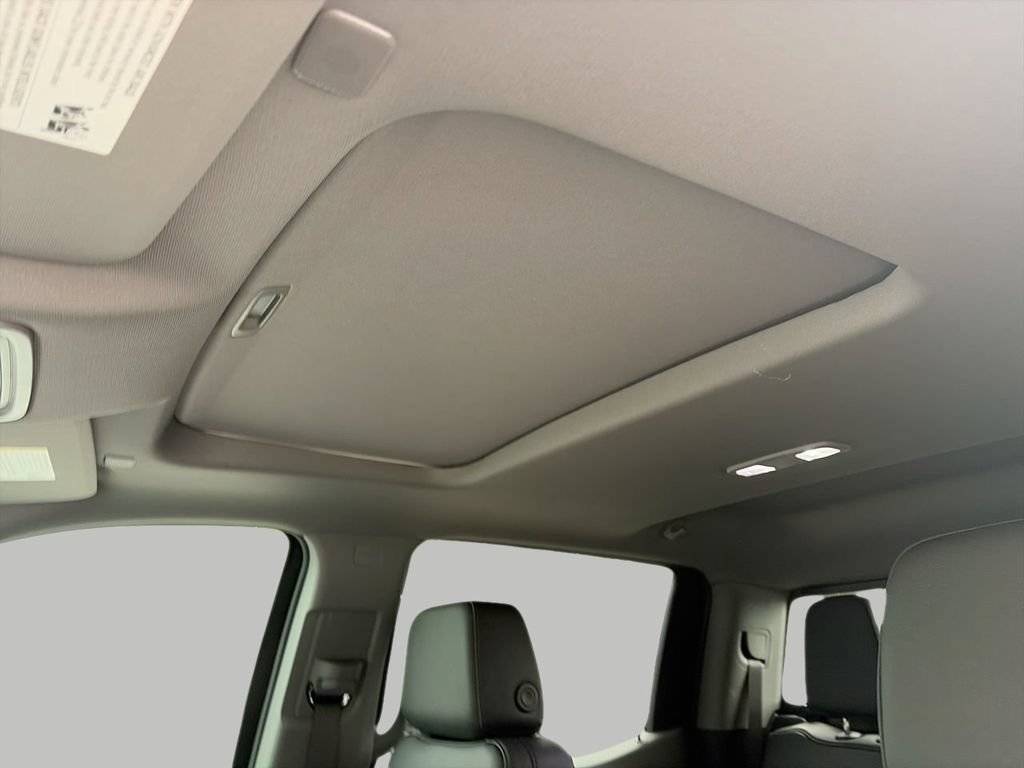 2026 Chevrolet Silverado 1500 RST - Photo 18