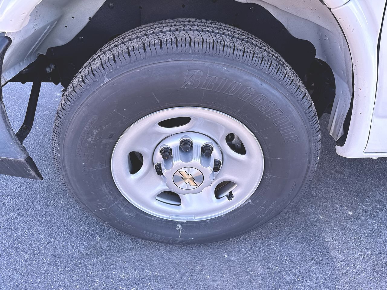 2025 Chevrolet Express Cargo Work Van - Photo 53
