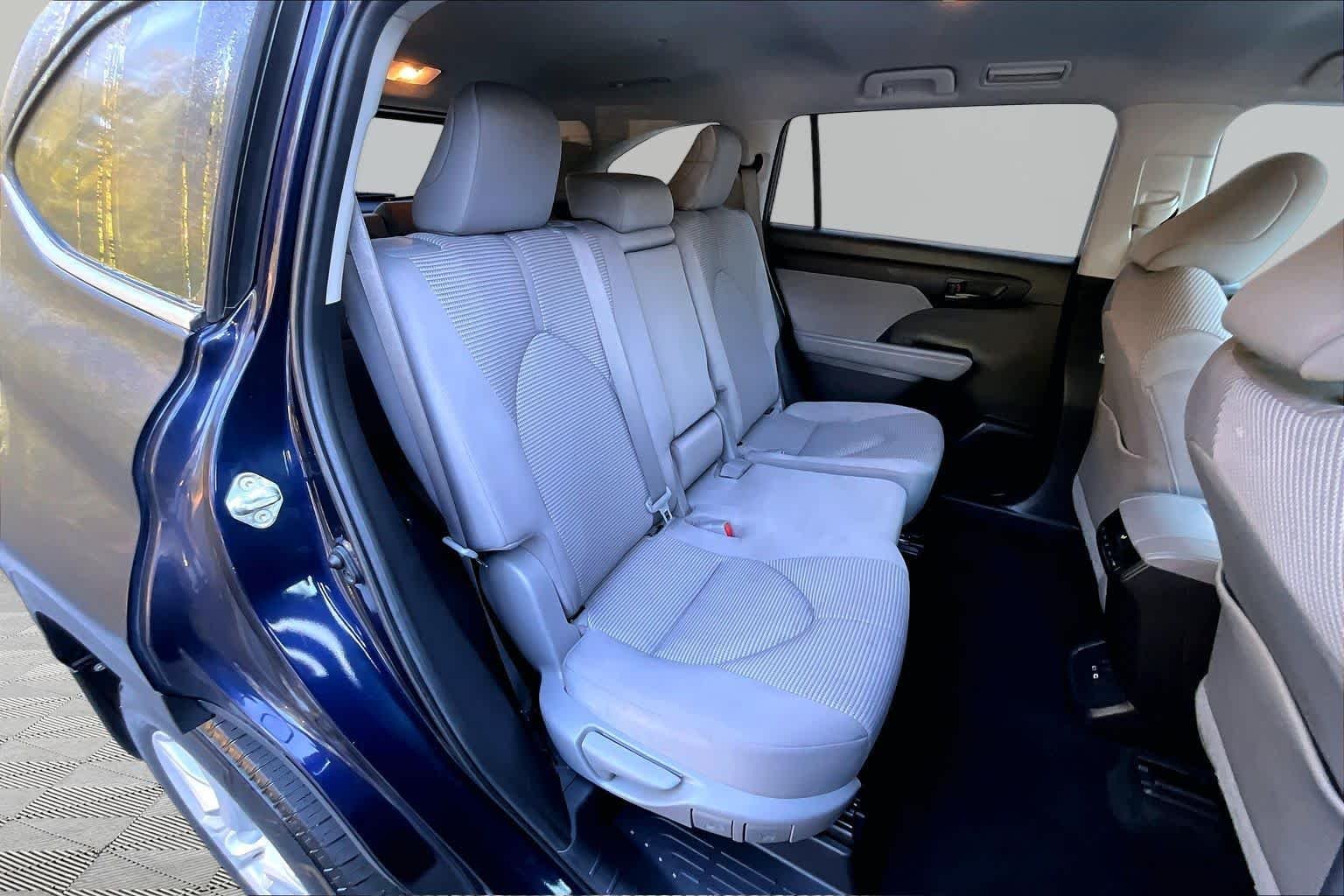 Used 2023 Blueprint Toyota LE image 20