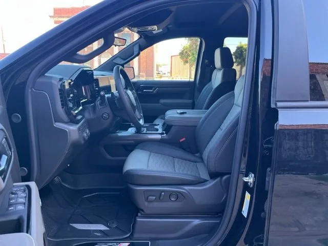 2026 Chevrolet Silverado 1500 ZR2 - Photo 13