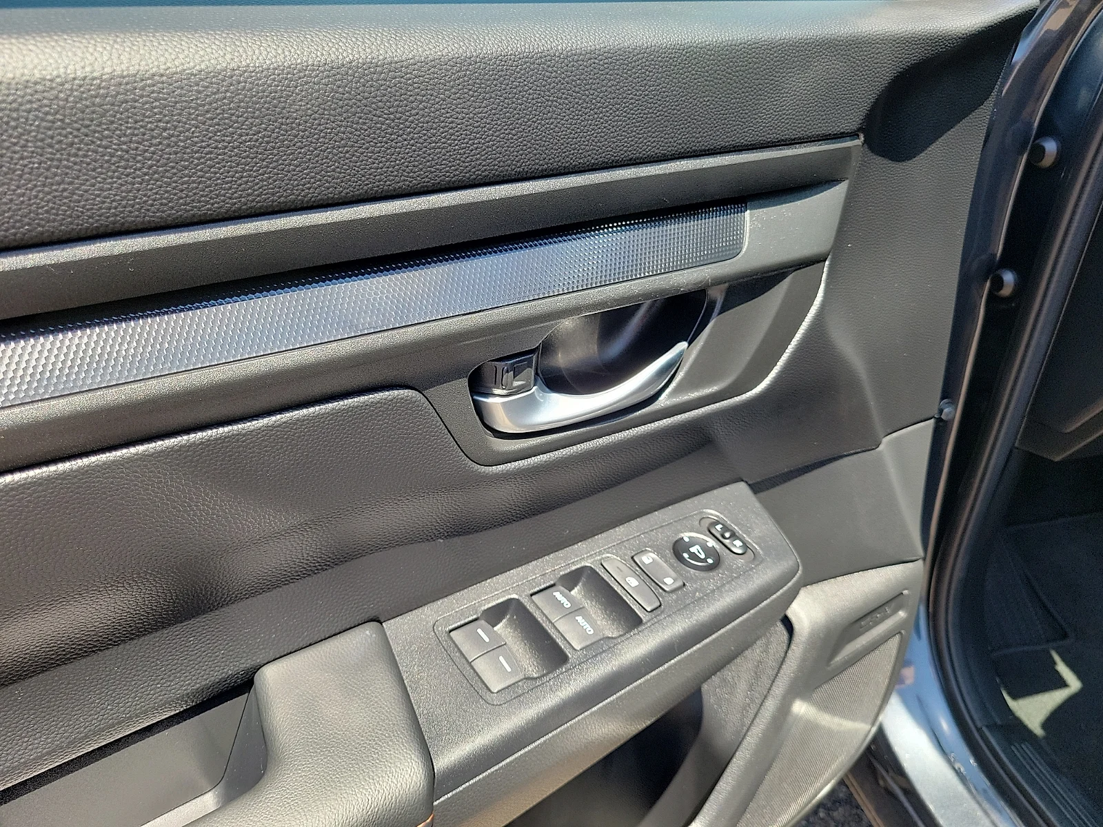 Certified Used 2024  Honda Sport image 18