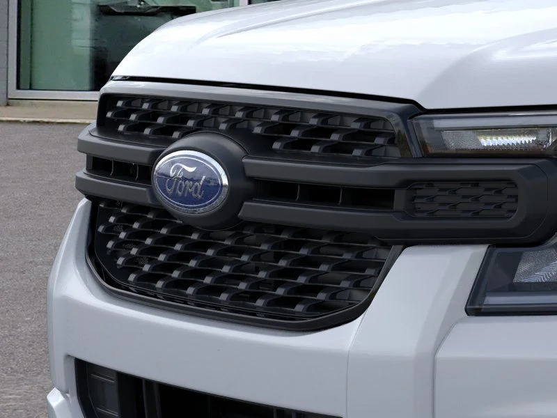New 2025 Oxford White Ford XL image 50