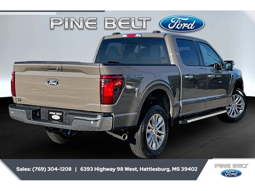New 2026 Marsh Gray Ford XLT image 11