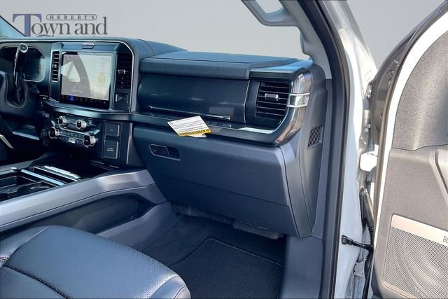 New 2026 Avalanche Ford F-250® Lariat® image 32