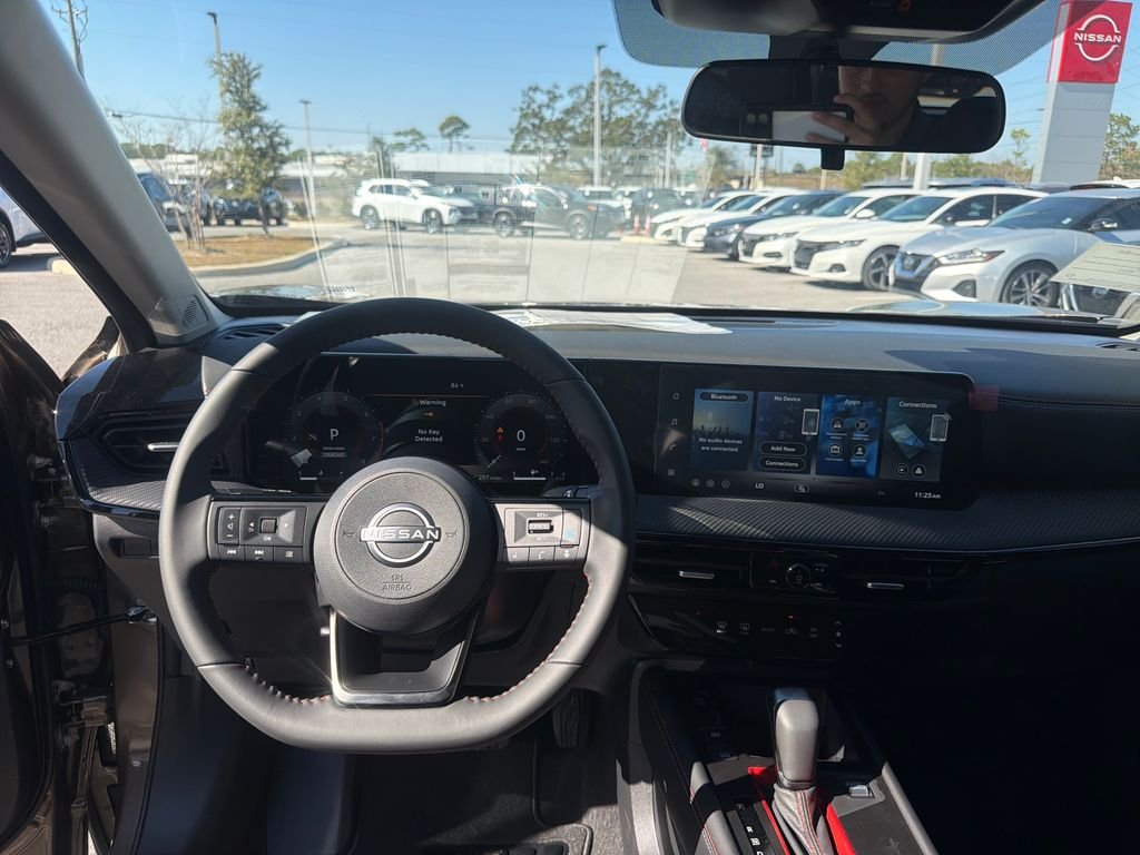 New 2026 Nissan Kicks SR 4D Sport Utility