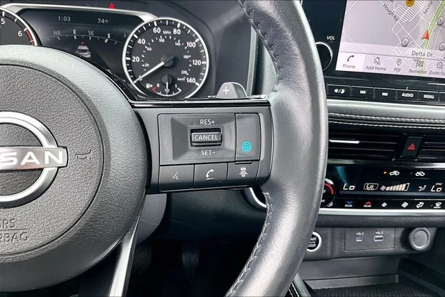 Used 2023 Gray Nissan SL image 11