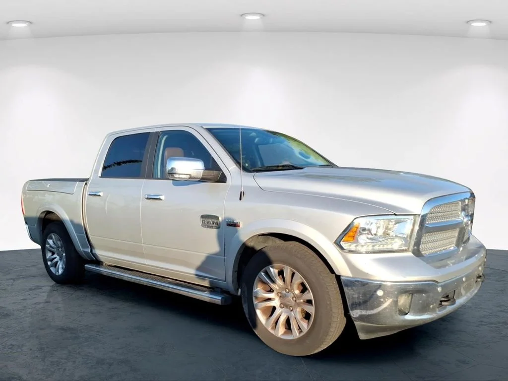Used 2017 Silver Ram Laramie Longhorn image 13